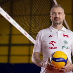 Nikola Grbić zdjęcie z piłką